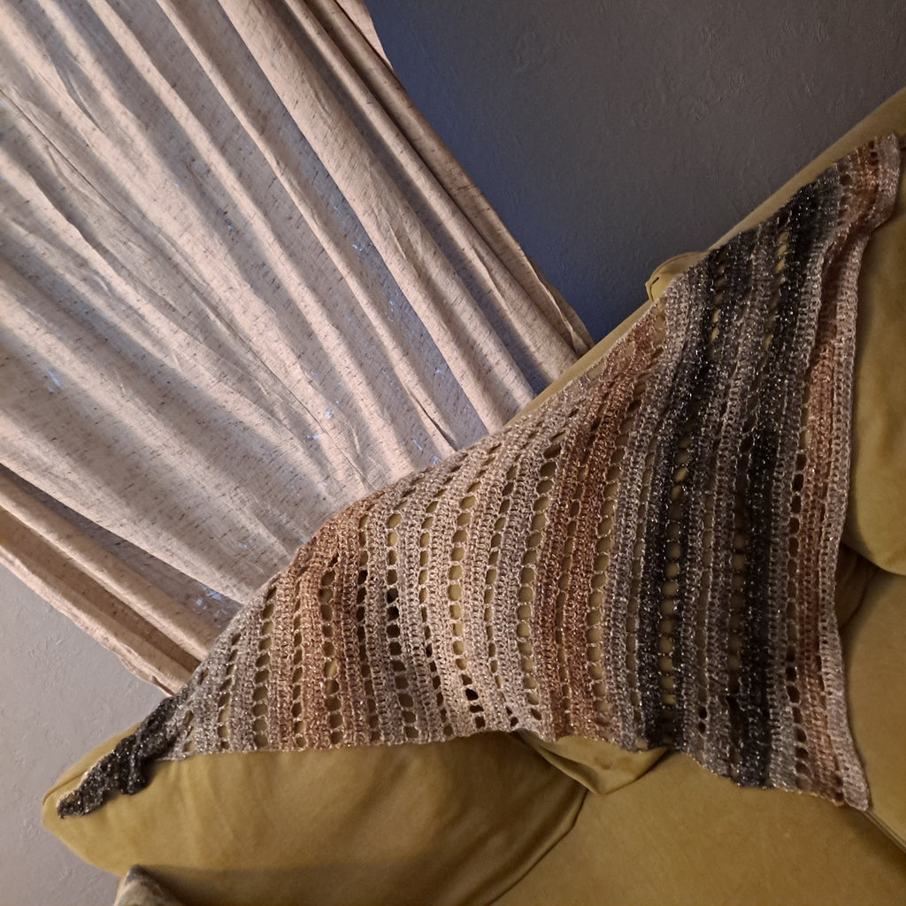 Asymmetrical wrap