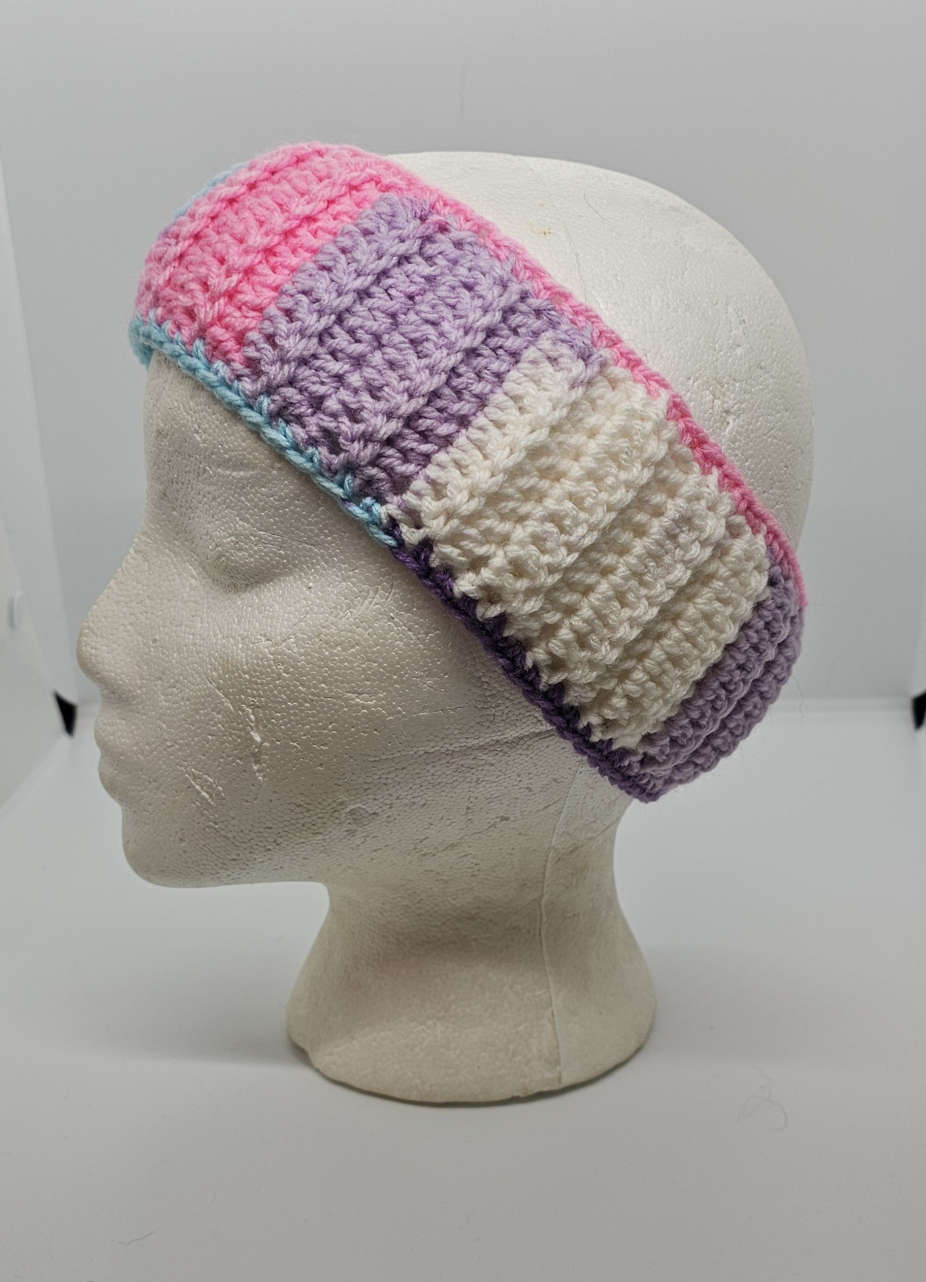 Multicolored earwarmer