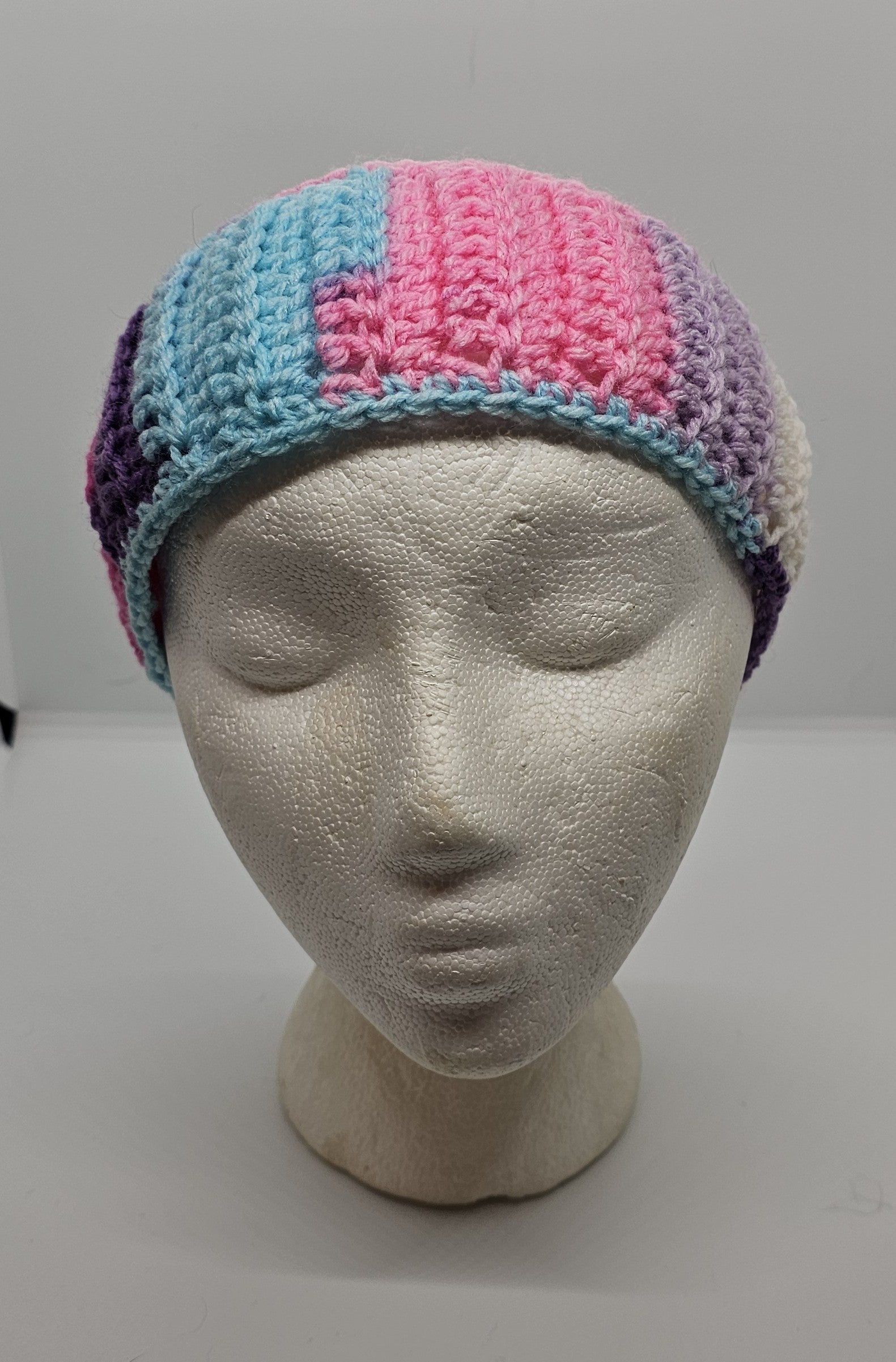 Multicolored earwarmer