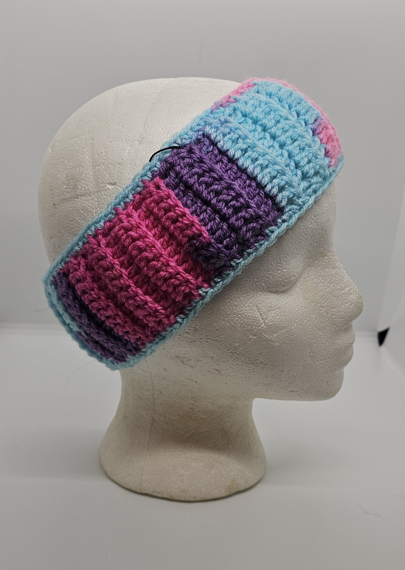 Multicolored earwarmer