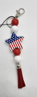 Middle star keychain