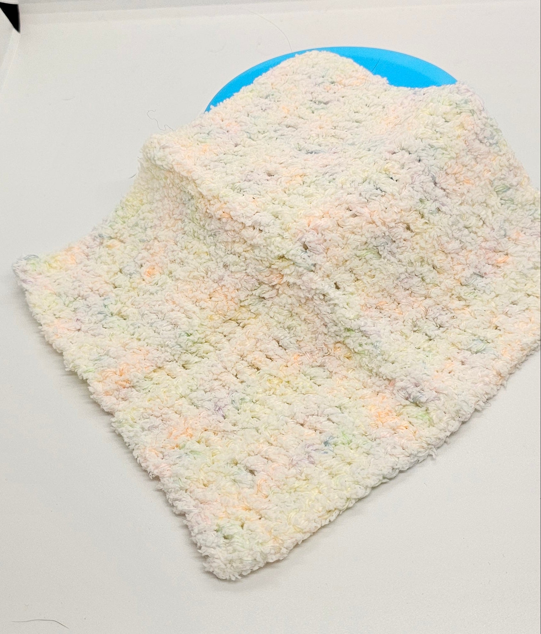 Pastels baby washcloth 7x5