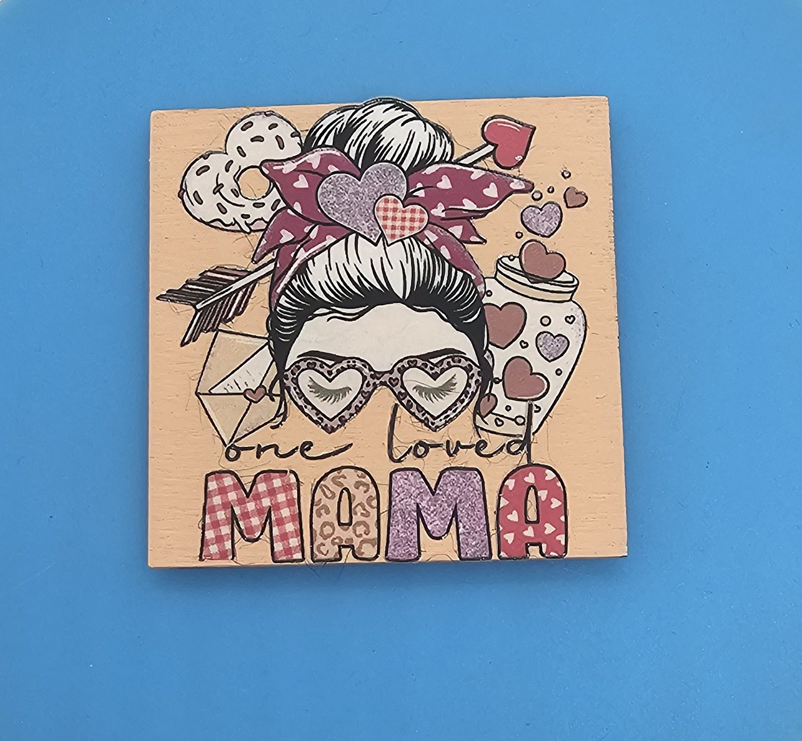 Messy bun Mama