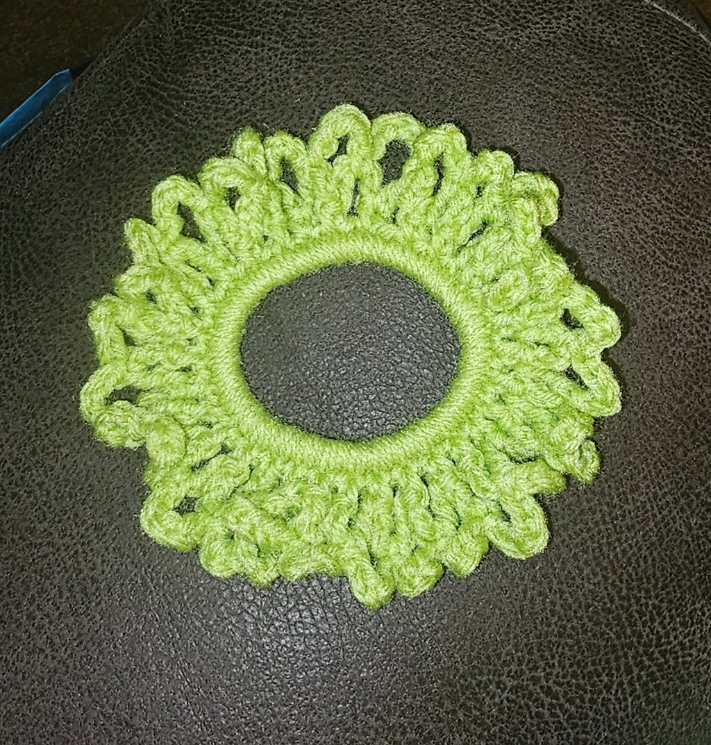 Spring green Summertime scrunchie