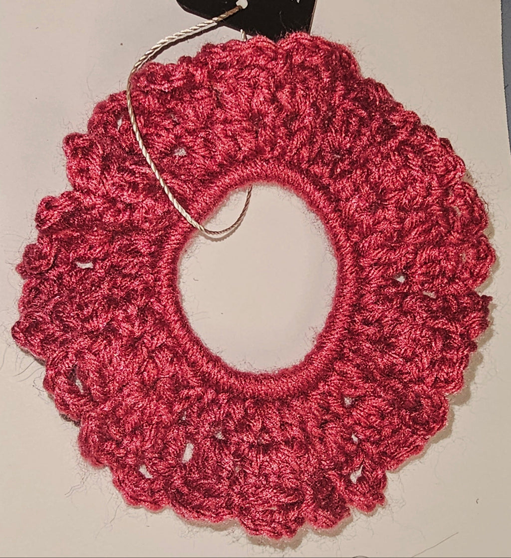 Lacy berry scrunchy