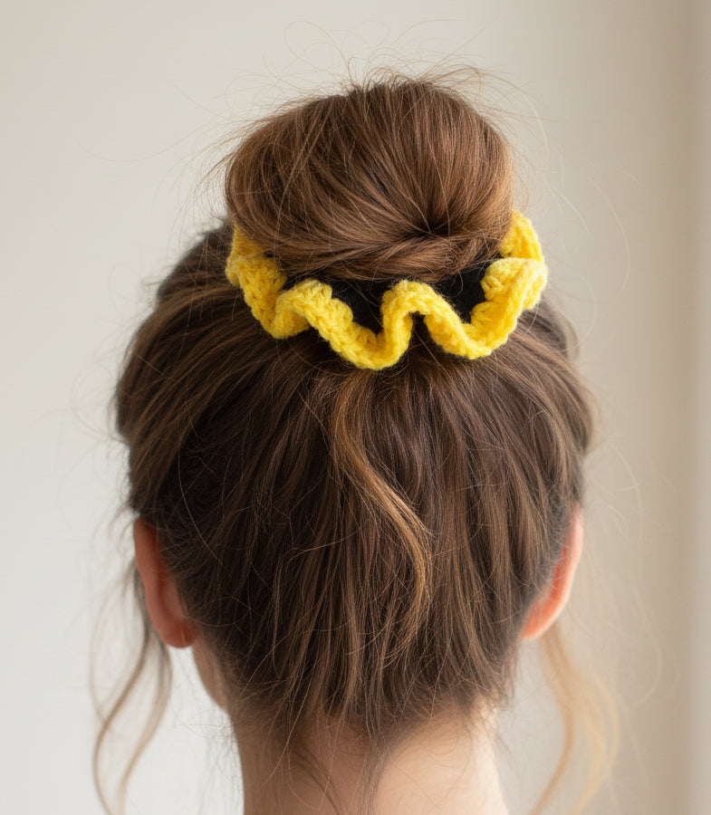 black and yellow ripples scrunchy